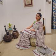 Pink linen zari saree “Gulabi Chameli”