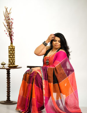 Red Shatranj Linen Zari Saree