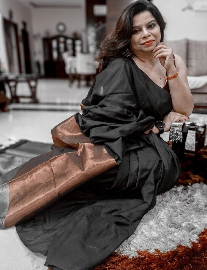 Handwoven khadi cotton saree Kali Lehar