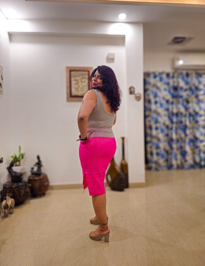 20241109_003532 Striped pink summer skirt