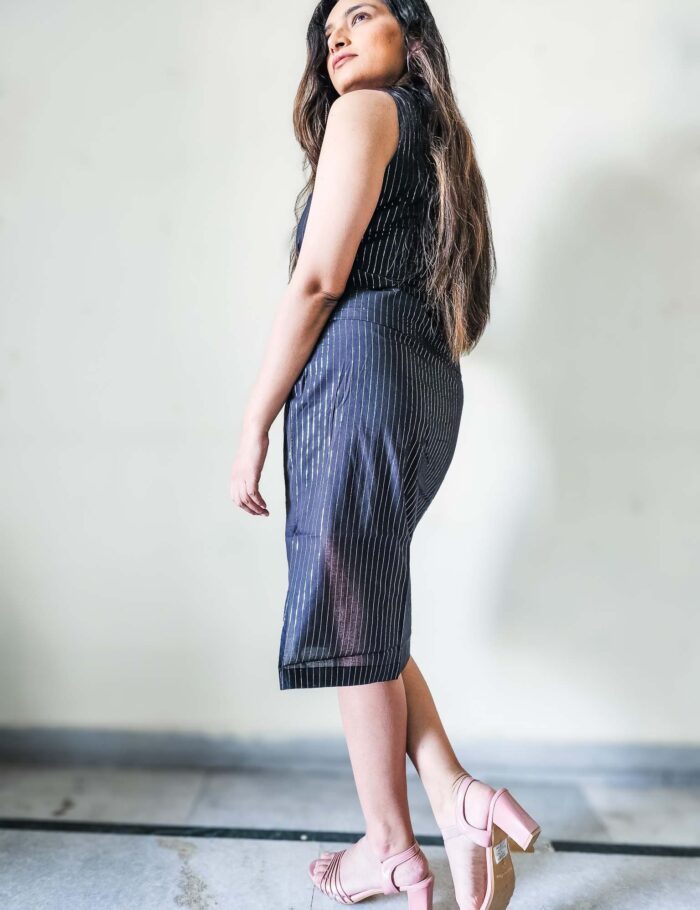 20250109_115201 Elegant black stripe two-piece