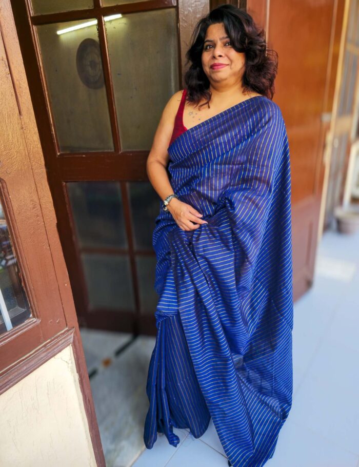 Dark blue handwoven cotton saree