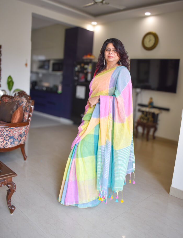 DSC_0010 Elegant pastel linen saree with zari accents