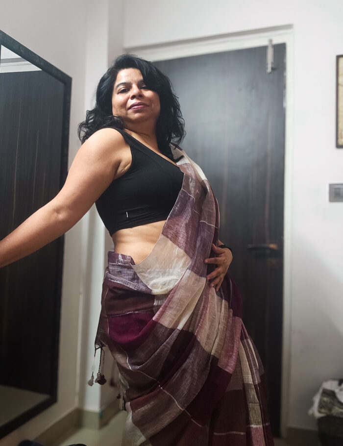 Brown shatranj linen saree for festive wear
