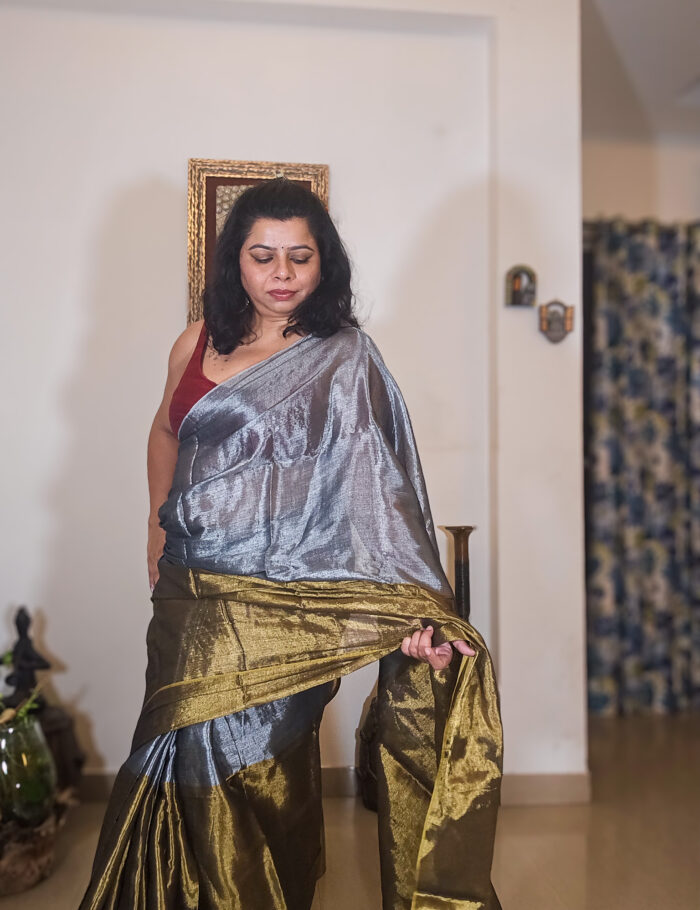 20250811_211953 (1) Metallic finish silk saree