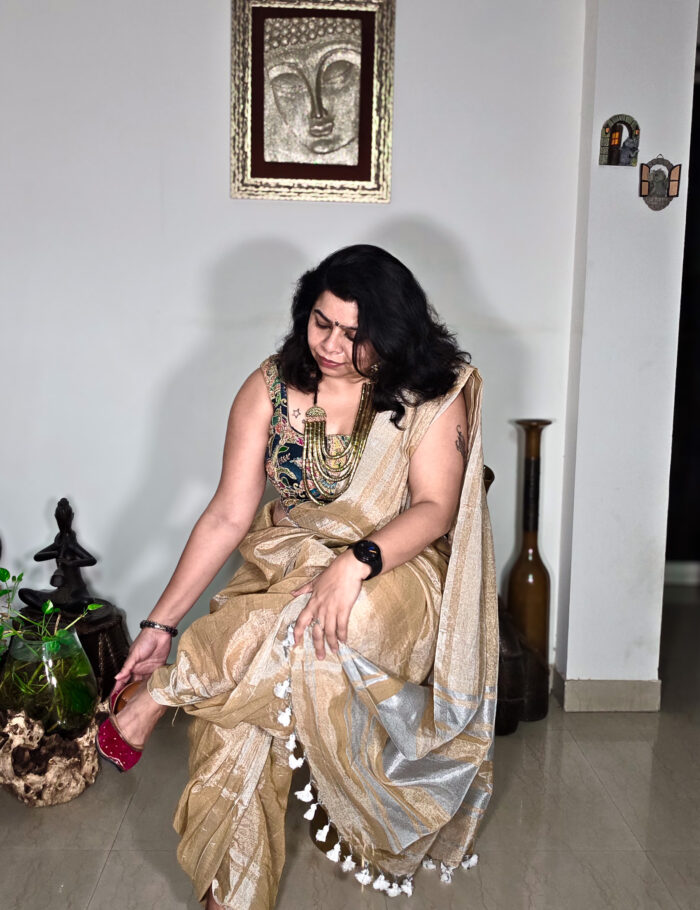 20250906_205311 Shining Uranus Zari Linen Saree