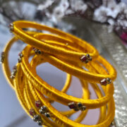 Pair of silk-thread kundan bangles