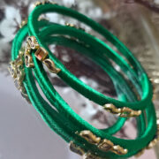 Lightweight silk-thread kundan bangle duo