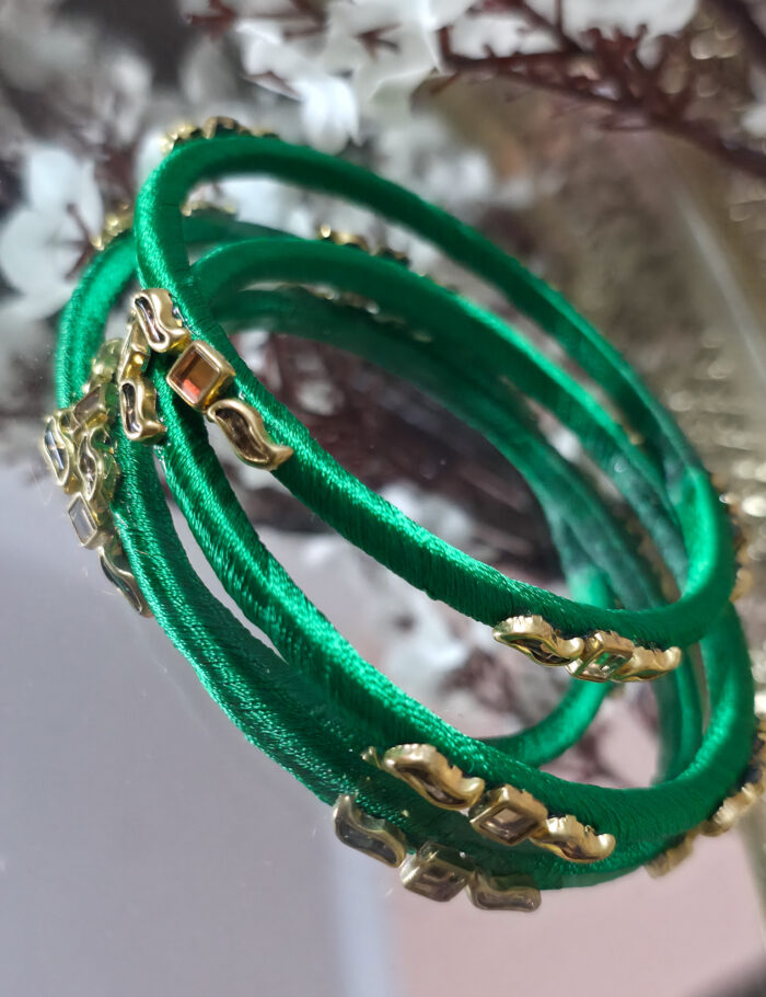 20250927_225453 Lightweight silk-thread kundan bangle duo