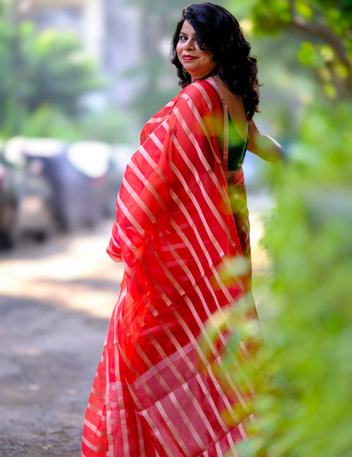 DSCF0814 Red organza Banarasi silk saree with gold weaving