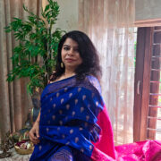 Handloom blue cotton saree with pink pallu and zari detailing