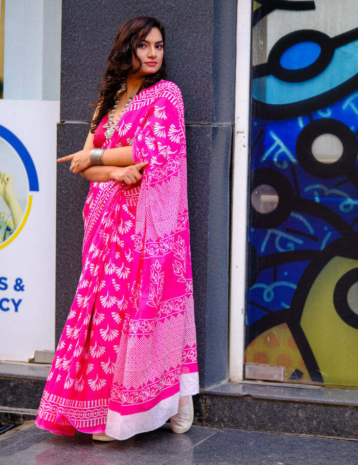 DSCF0961 Pankhuri mul cotton saree with floral Bagru motifs